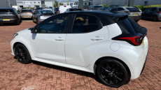 Toyota Yaris 1.5 Hybrid Dynamic 5dr CVT Hybrid Hatchback